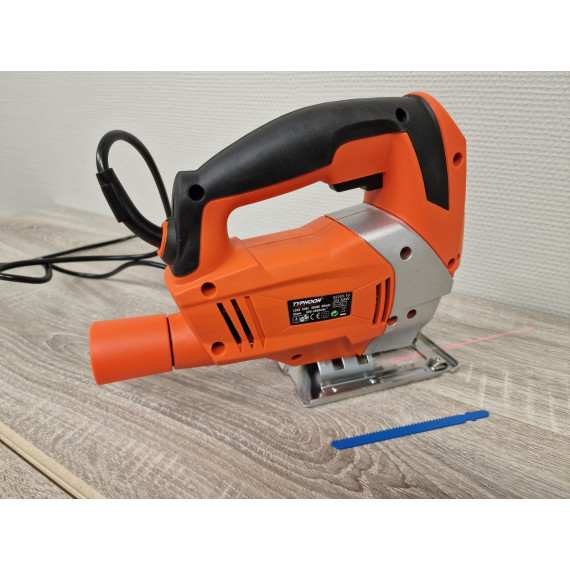 STIKKSAG 800W 230V, TYPHOON